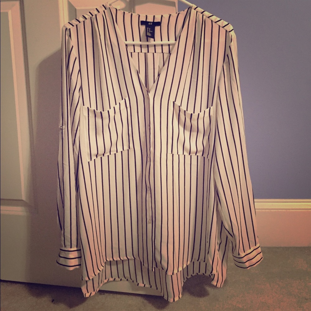 H&M Long Sleeve Black White Stripe Blouse Size 10
