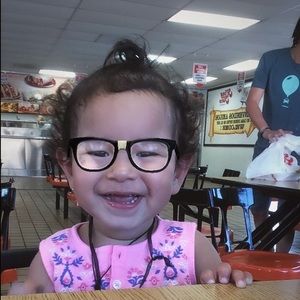 Meet your Posher, Keyla