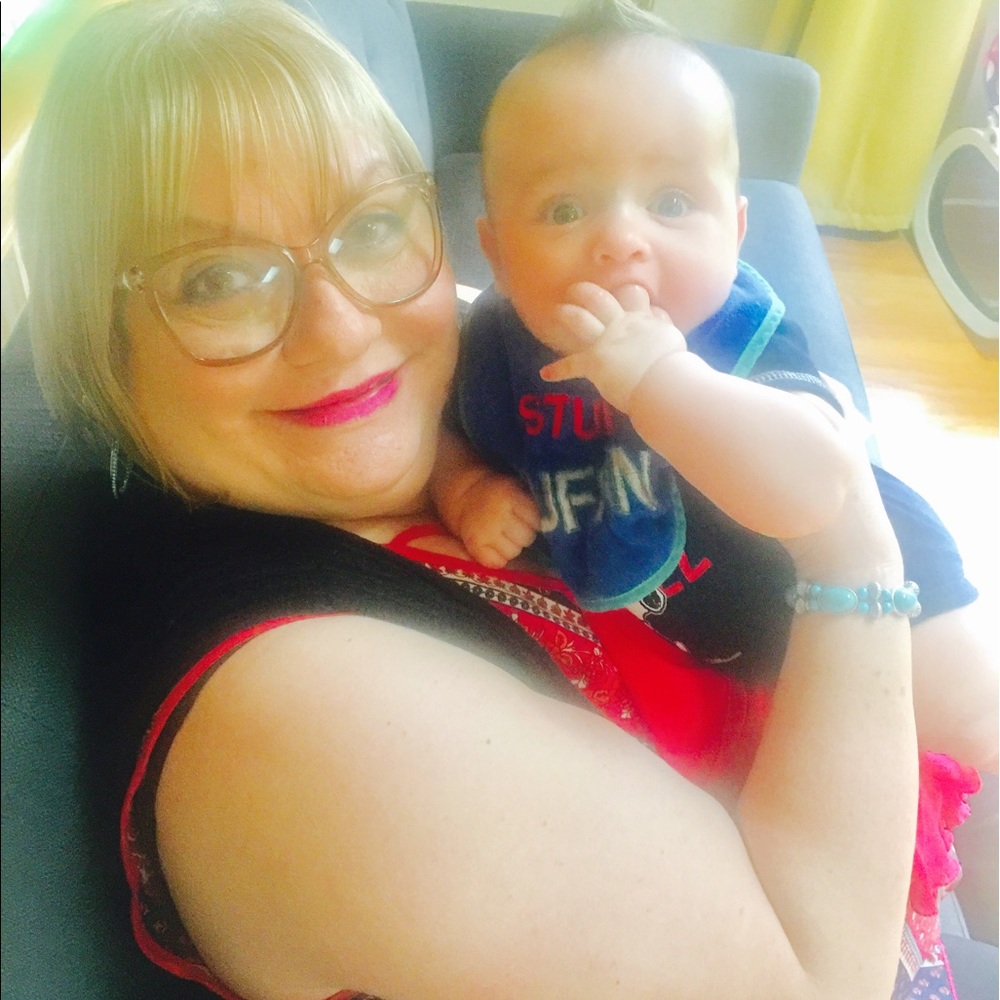Meet your Posher, Evelyn