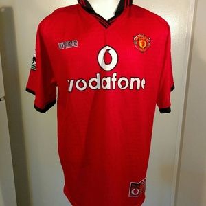 Soccer Jersey Manchester United. Vodafone Size L