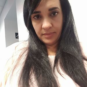 Meet your Posher, Yamila