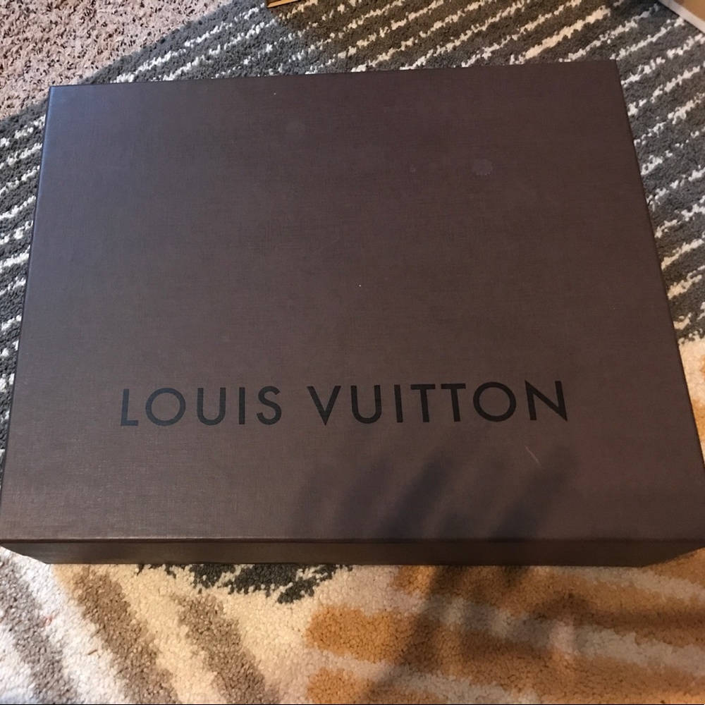 🎀SOLD🎀 Authentic Louis Vuitton Box
