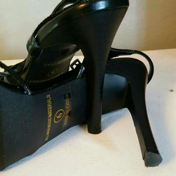 Bonnibel Black Fashion Heeled Sandals - Picture 2 of 3