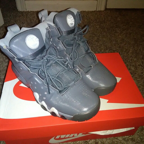 Nike Air Max Barkley (GS) Grey Dark - Picture 1 of 3