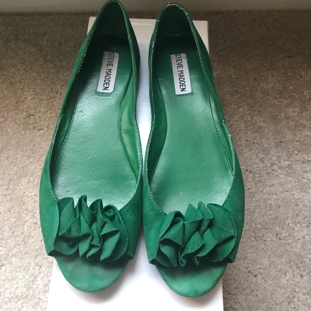 Steve Madden Flats 💚