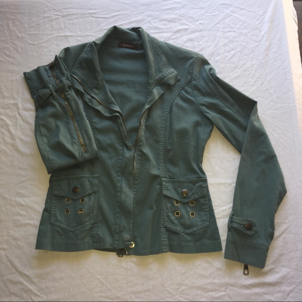 Unique lightweight jacket