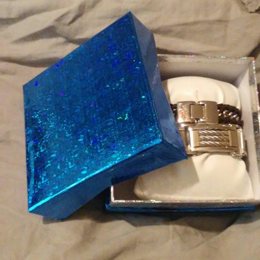 Stainless steel bracelet