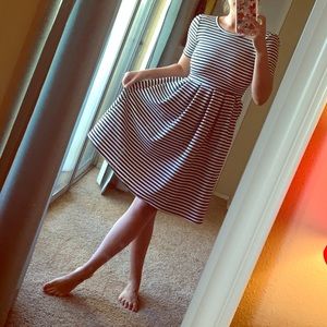 LulaRoe dress with pockets :)