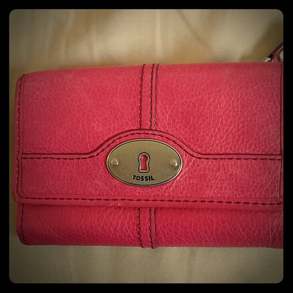 Fossil tri-fold wallet
