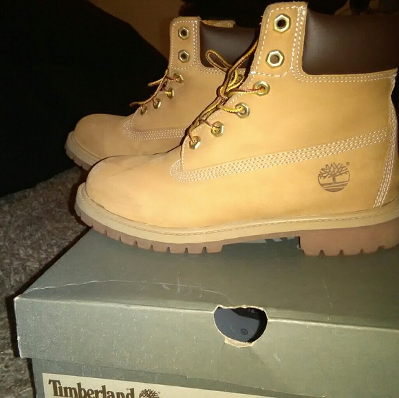 6 Premium waterproof Timberland Boots - Picture 4 of 6