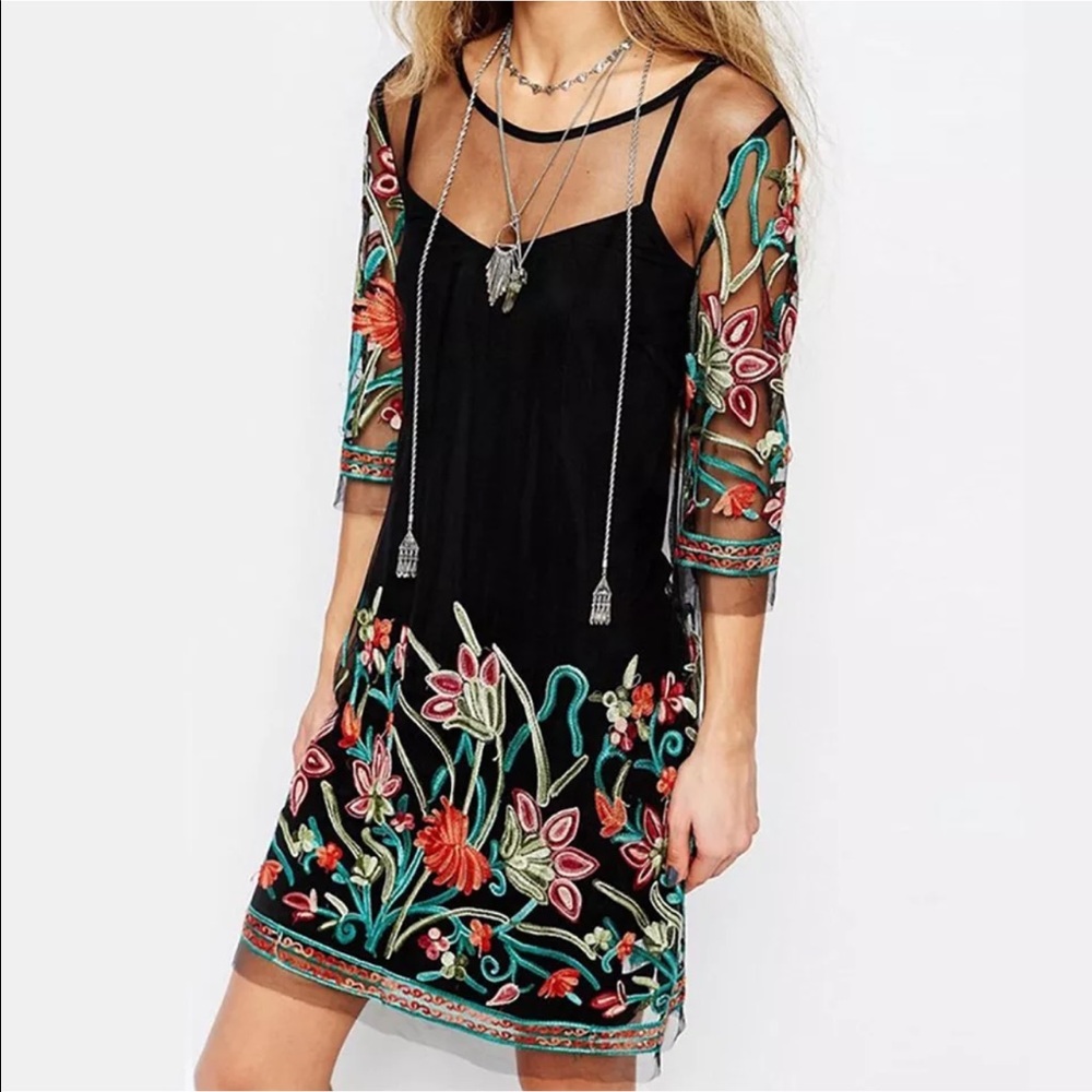 🌷Floral Embroidered Mesh Party Dress - Picture 2 of 7