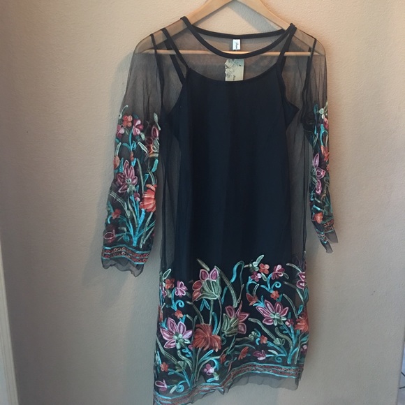 🌷Floral Embroidered Mesh Party Dress - Picture 6 of 7