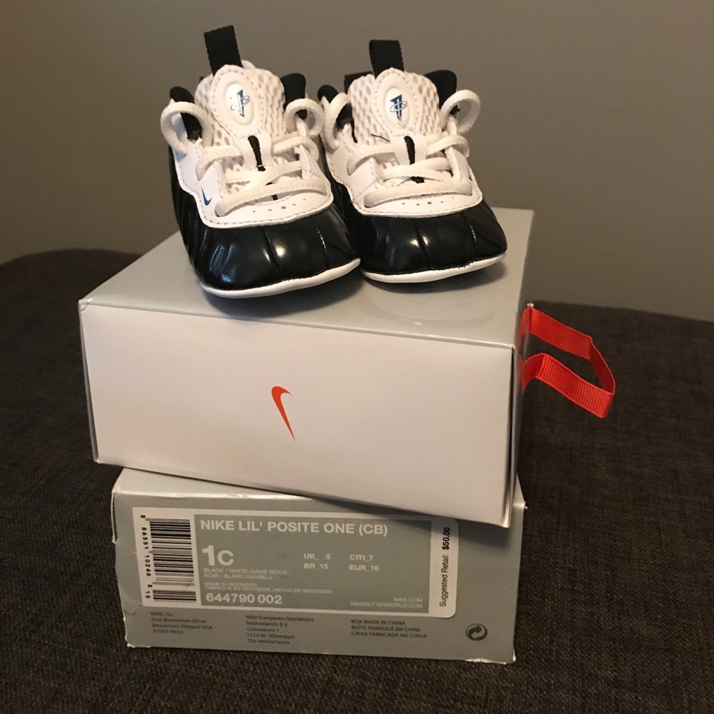 Nike Lil' Posite baby sneaker - size 1c BNIB