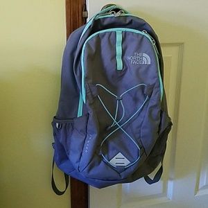 Like new North face bookbag 😊