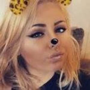 Meet your Posher, Marissa