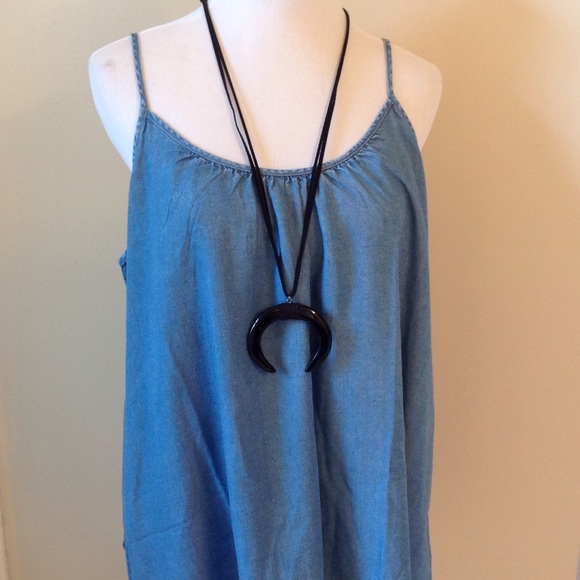 GAP Tops - GAP Chambray Tank