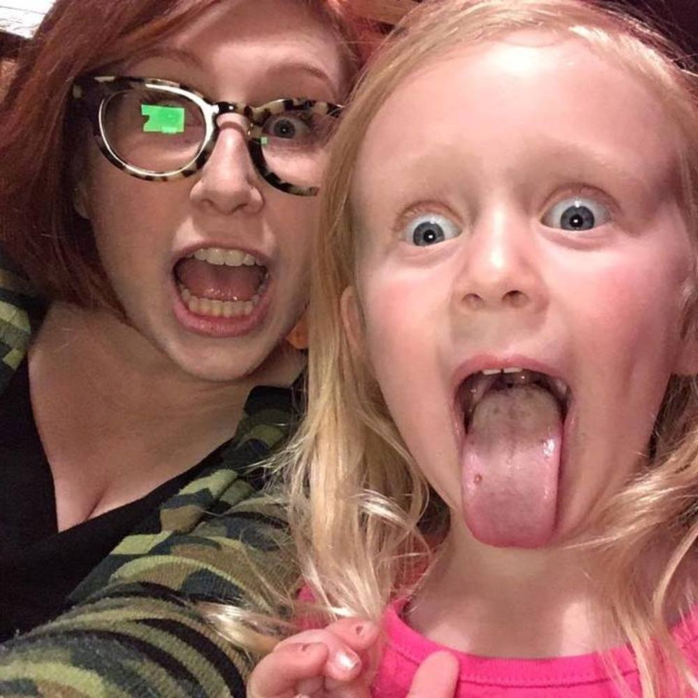 Meet your Posher, Elizabeth