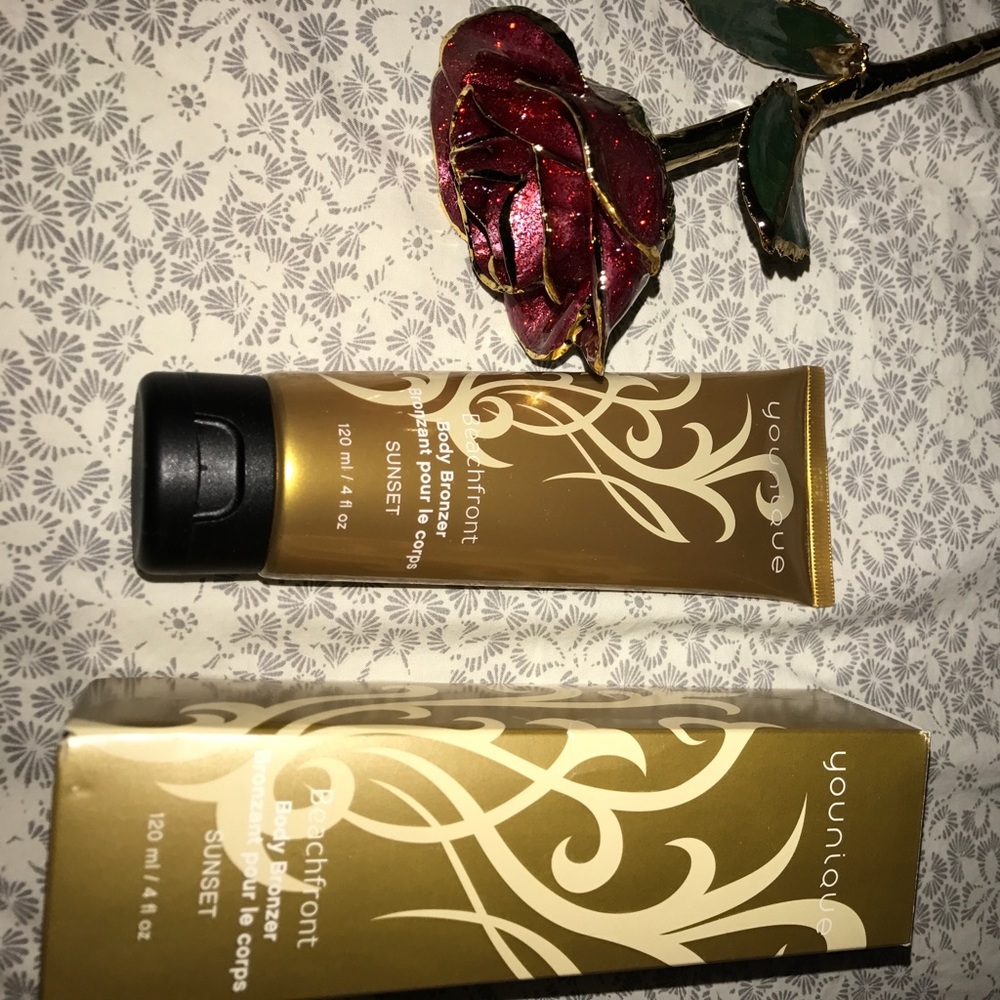 Younique Bronzer