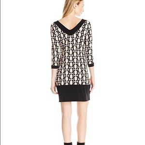 😍HP😍 Olivia Shift in Sand Geo Diamond