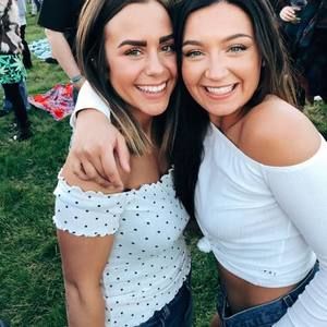 Meet your Posher, Alexis