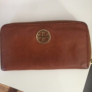 Tory Burch Long Wallet
