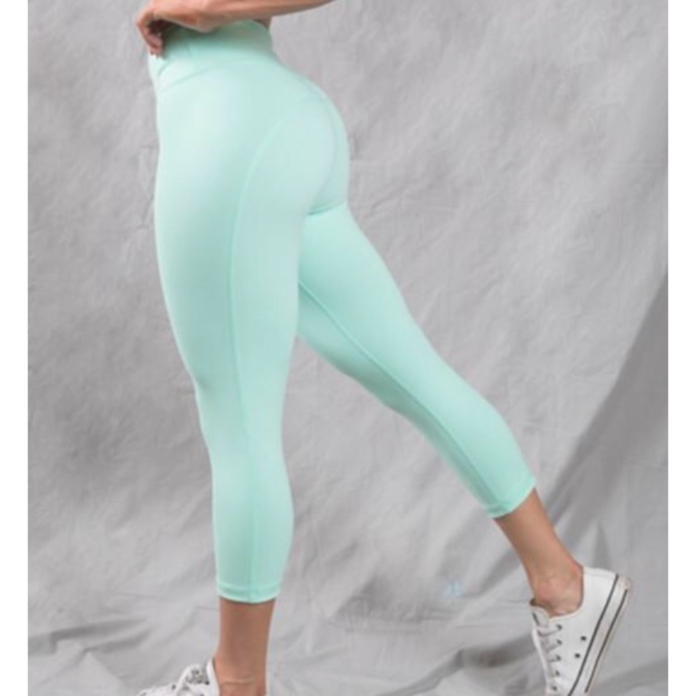 Camilla Cropped Leggings - Mint - Buff Bunny!