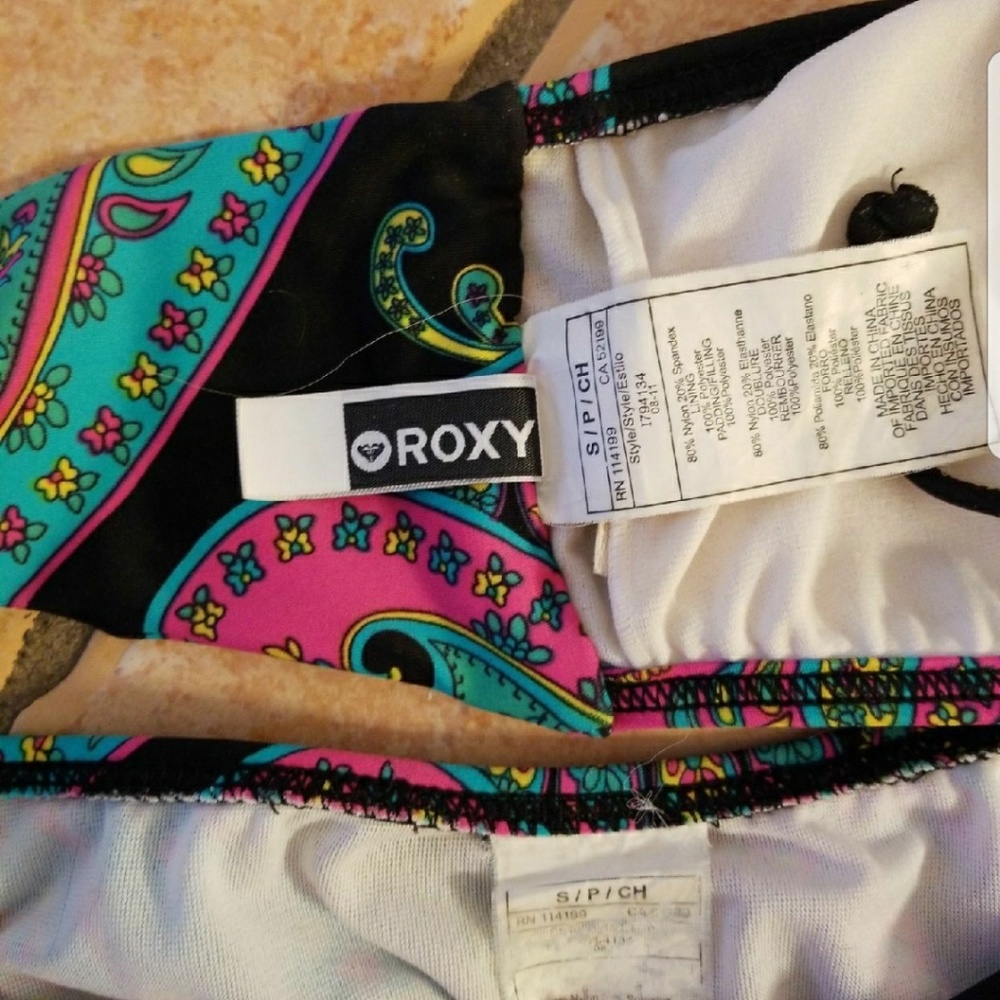 Paisley Roxy Bikini - Picture 3 of 3