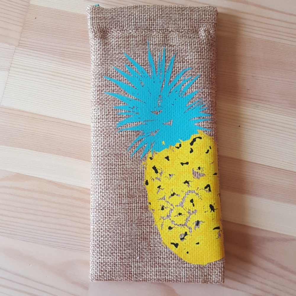 Pineapple Sunglasses Case!