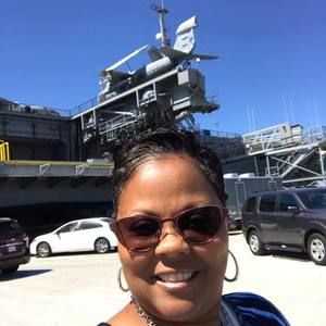 Meet your Posher, Carmen