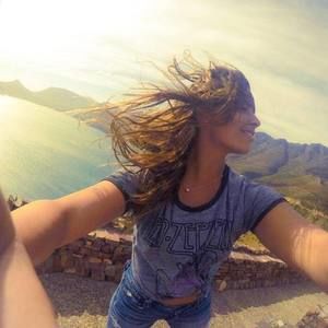 Meet your Posher, Brittney