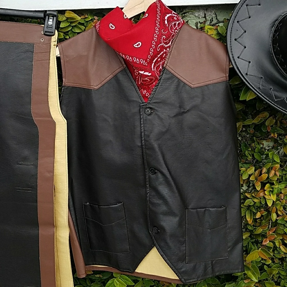 Men's cowboy Halloween costume.