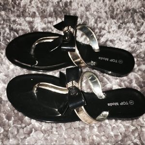Bow tie sandals with rhinestones