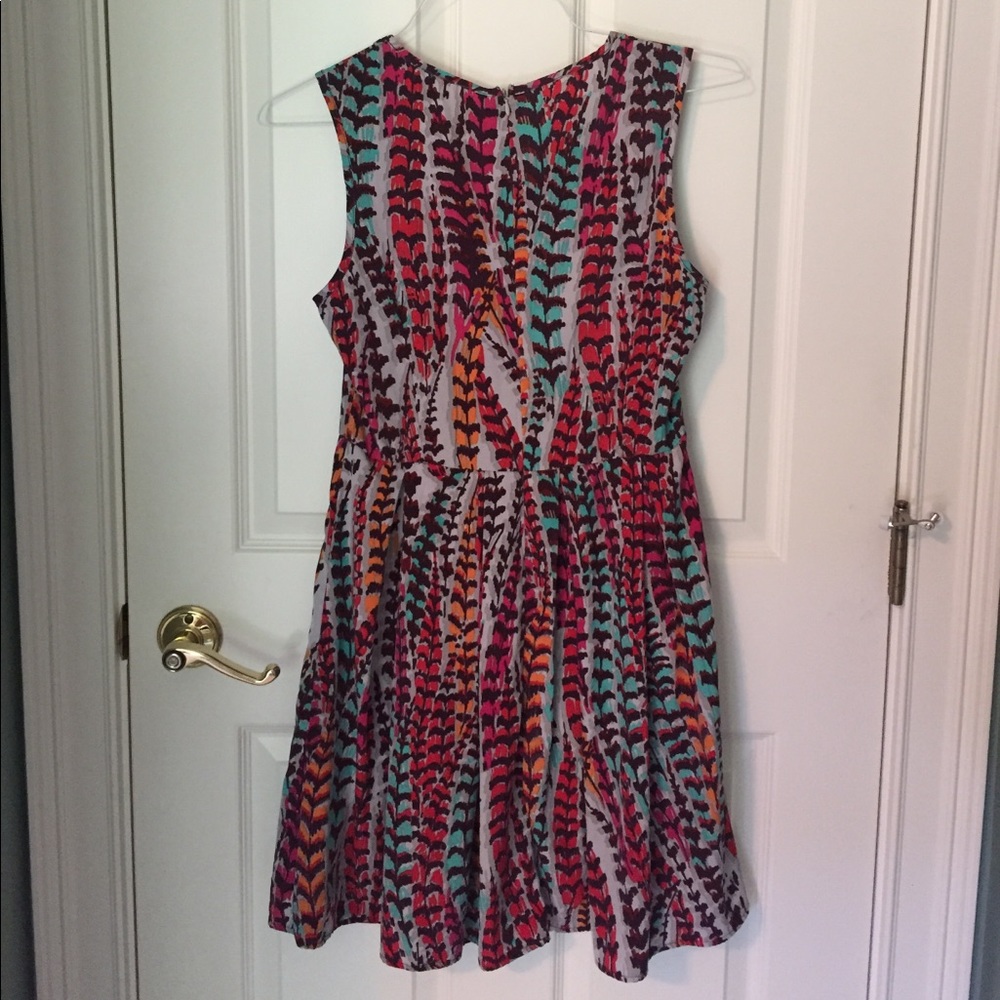 Feather Print Dress - Picture 3 of 3