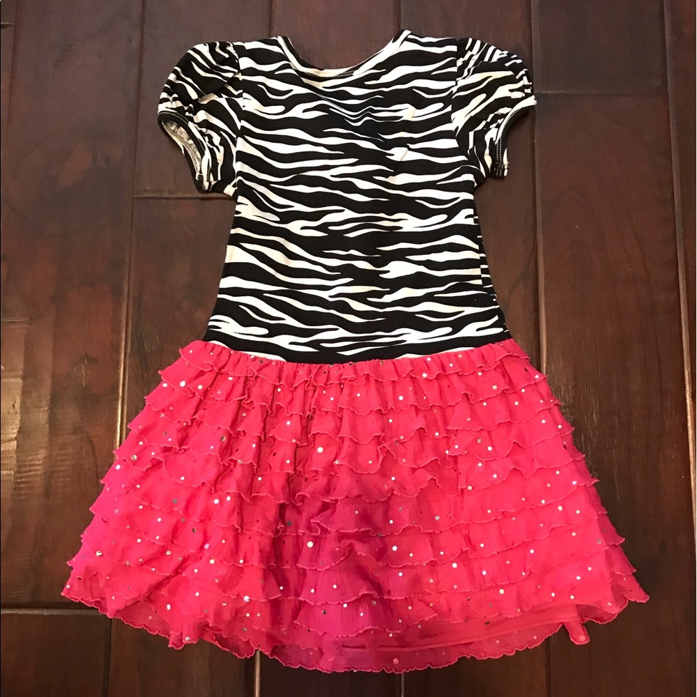 Girl's Ruffled Dress - Picture 2 of 4