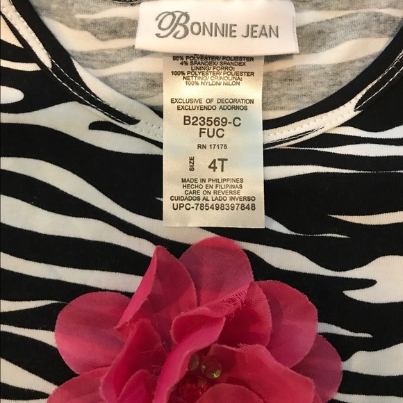 Girl's Ruffled Dress - Picture 4 of 4