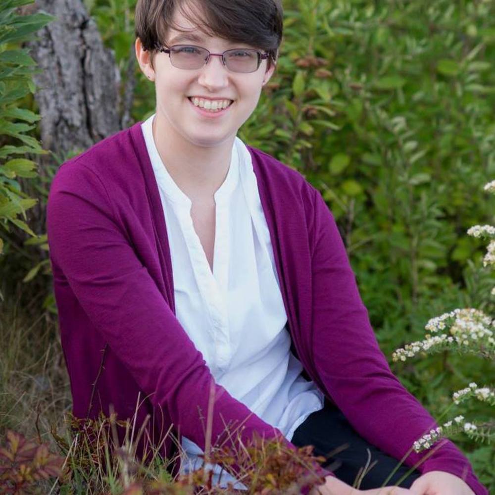 Meet your Posher, Caroline