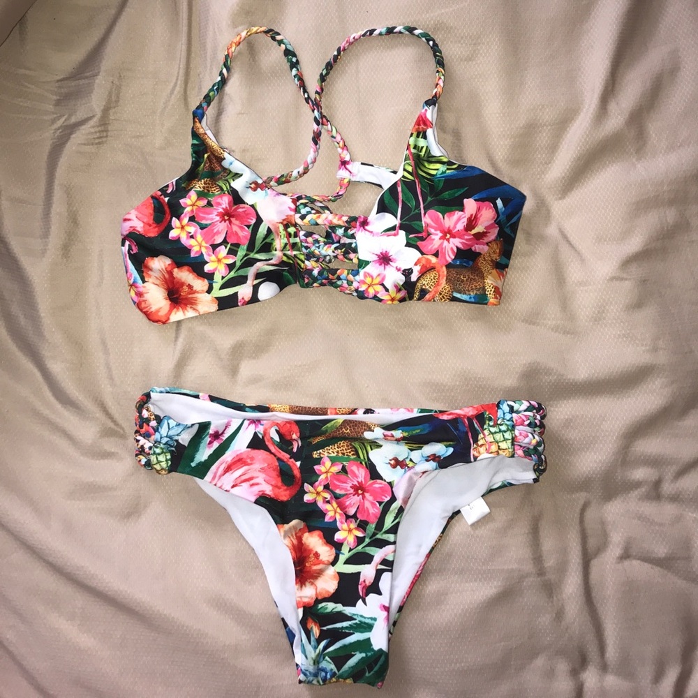 Tropical print bikini