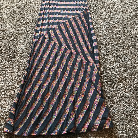 🚫sold🚫Maxi Skirt - Picture 3 of 3