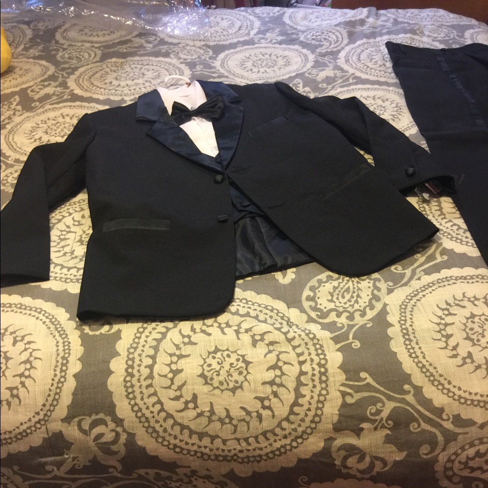 Boys tuxedo size 12
