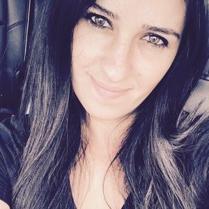 Meet your Posher, Monica