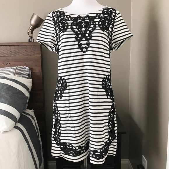 Anthropologie Dresses & Skirts - Anthropologie Postmark Filigree Stripe Dress