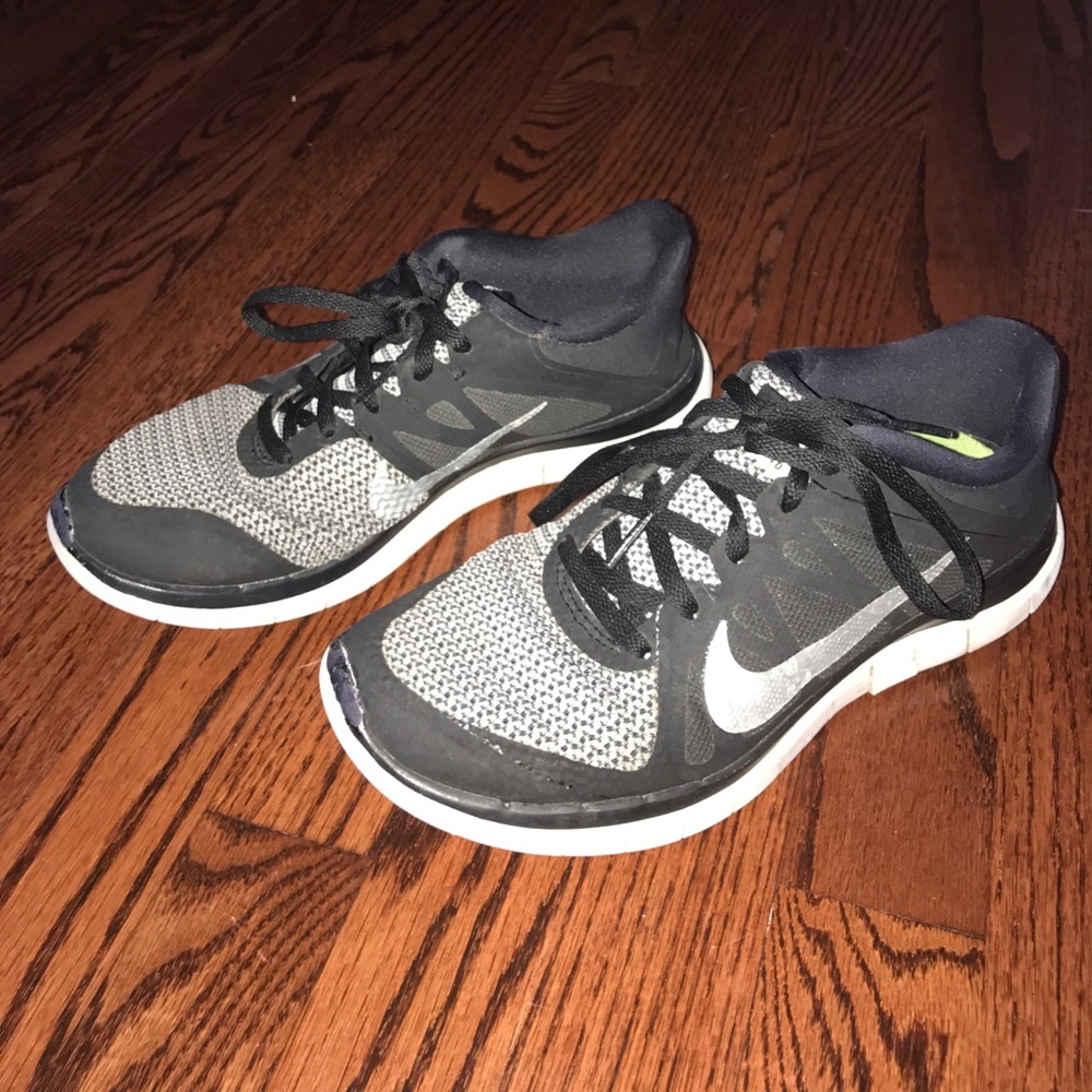 Black Nike Free 4.0 Runs Shoe