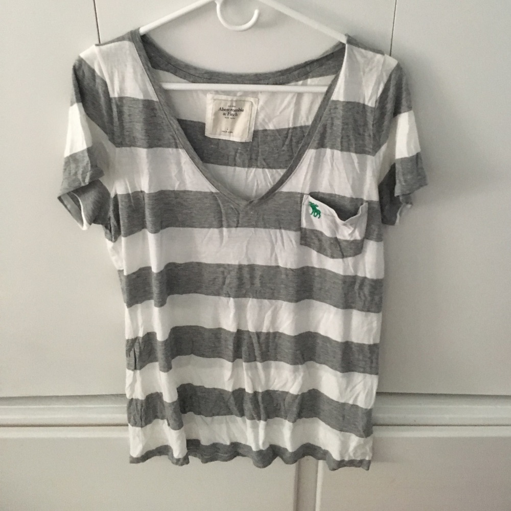 Abercrombie and Fitch vneck