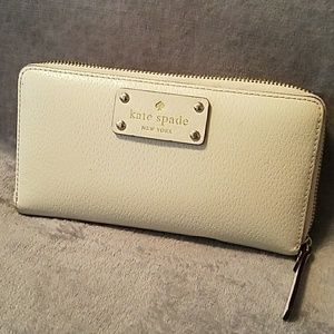 Kate Spade Wellesley Wallet Kate Spade Wellesley Wallet