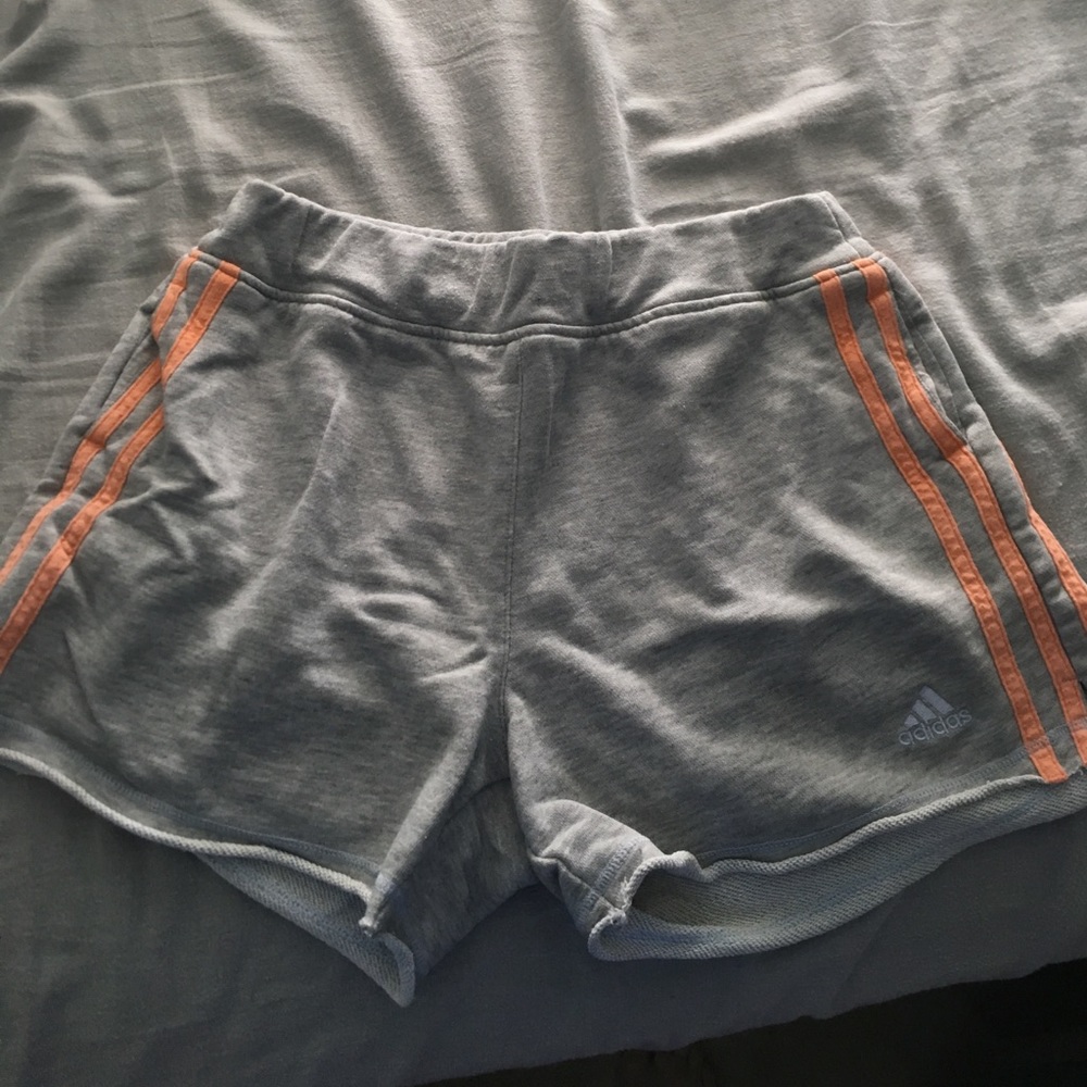 Adidas shorts in XL