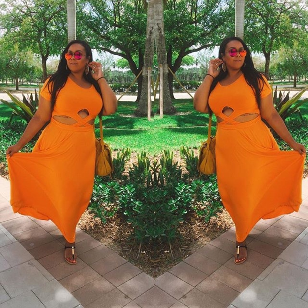Super cute orange maxi cut out dress! Size 1X