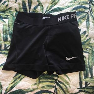 black nike pros