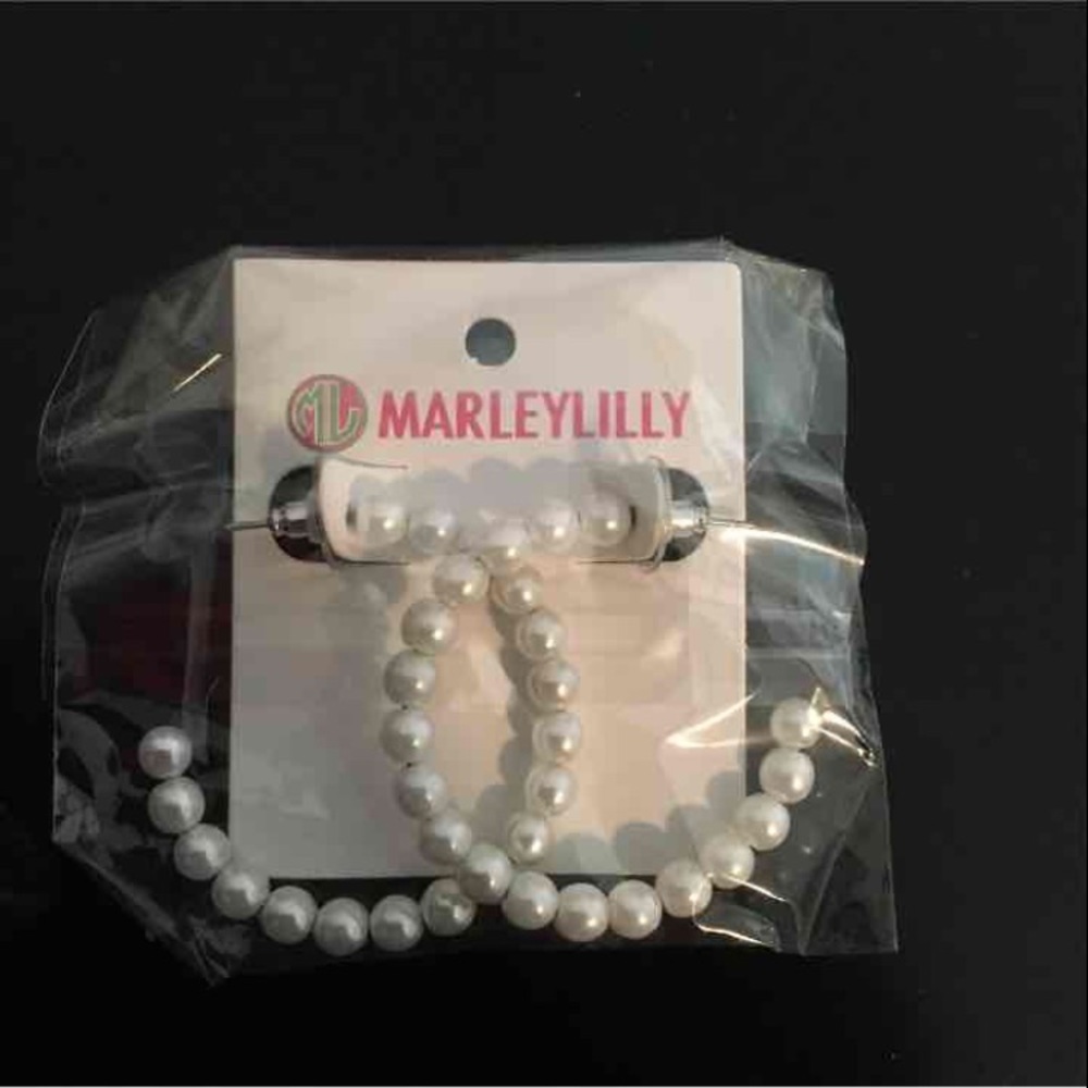 Marley lilly pearl hoop earrings