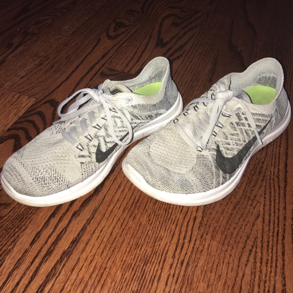 Gray Nike Free 4.0 FlyKnit Run Shoes