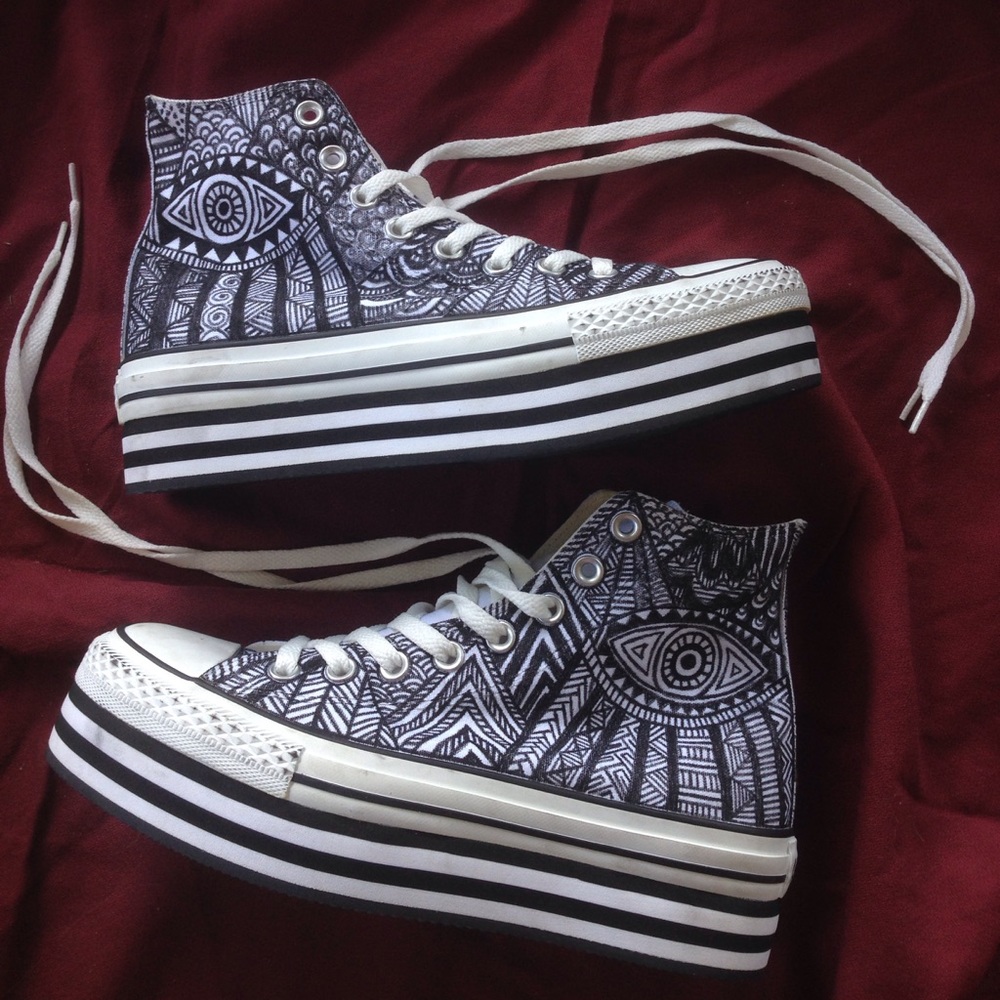 CUSTOM HAND DRAWN PLATFORM CONVERSE
